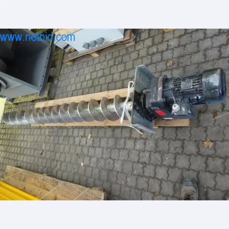 Stroji, vozni park in operativna oprema-9