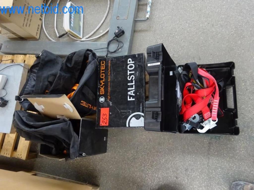 Maschinen, Fuhrpark und Betriebsausstattung-1