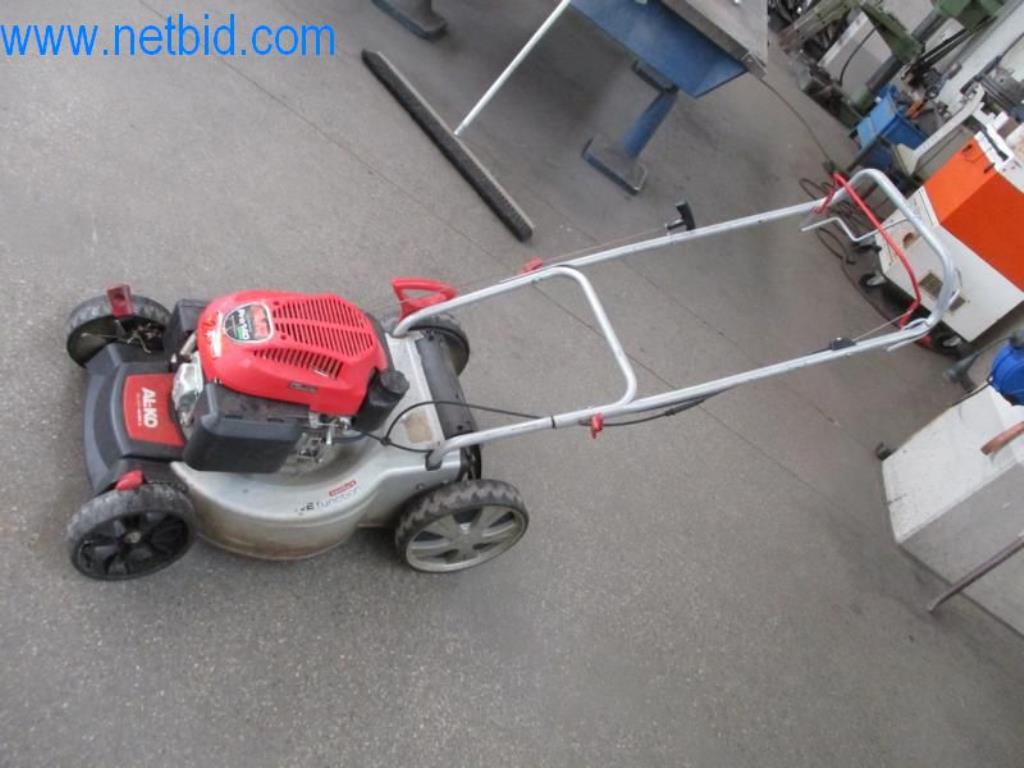 Maschinen, Fuhrpark und Betriebsausstattung-1