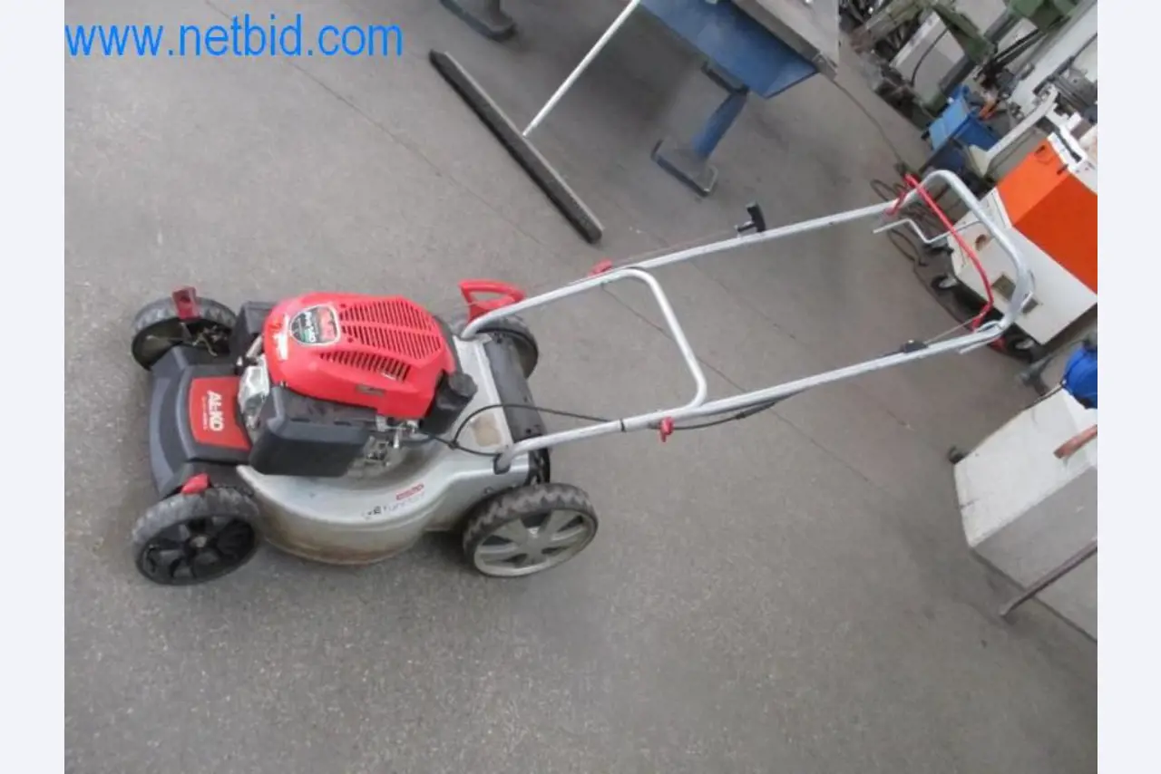 Maschinen, Fuhrpark und Betriebsausstattung-1