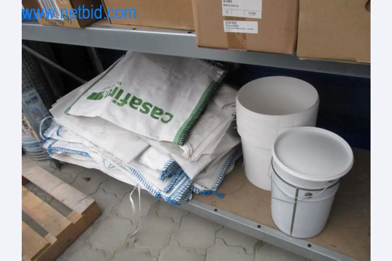 Maquinaria, parque móvil y equipos de explotación-8