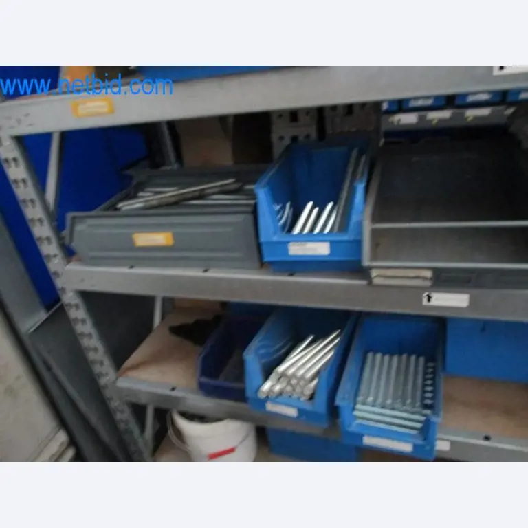 Maquinaria, parque móvil y equipos de explotación-14