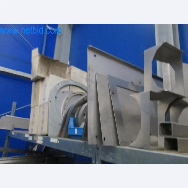 Maquinaria, parque móvil y equipos de explotación-9