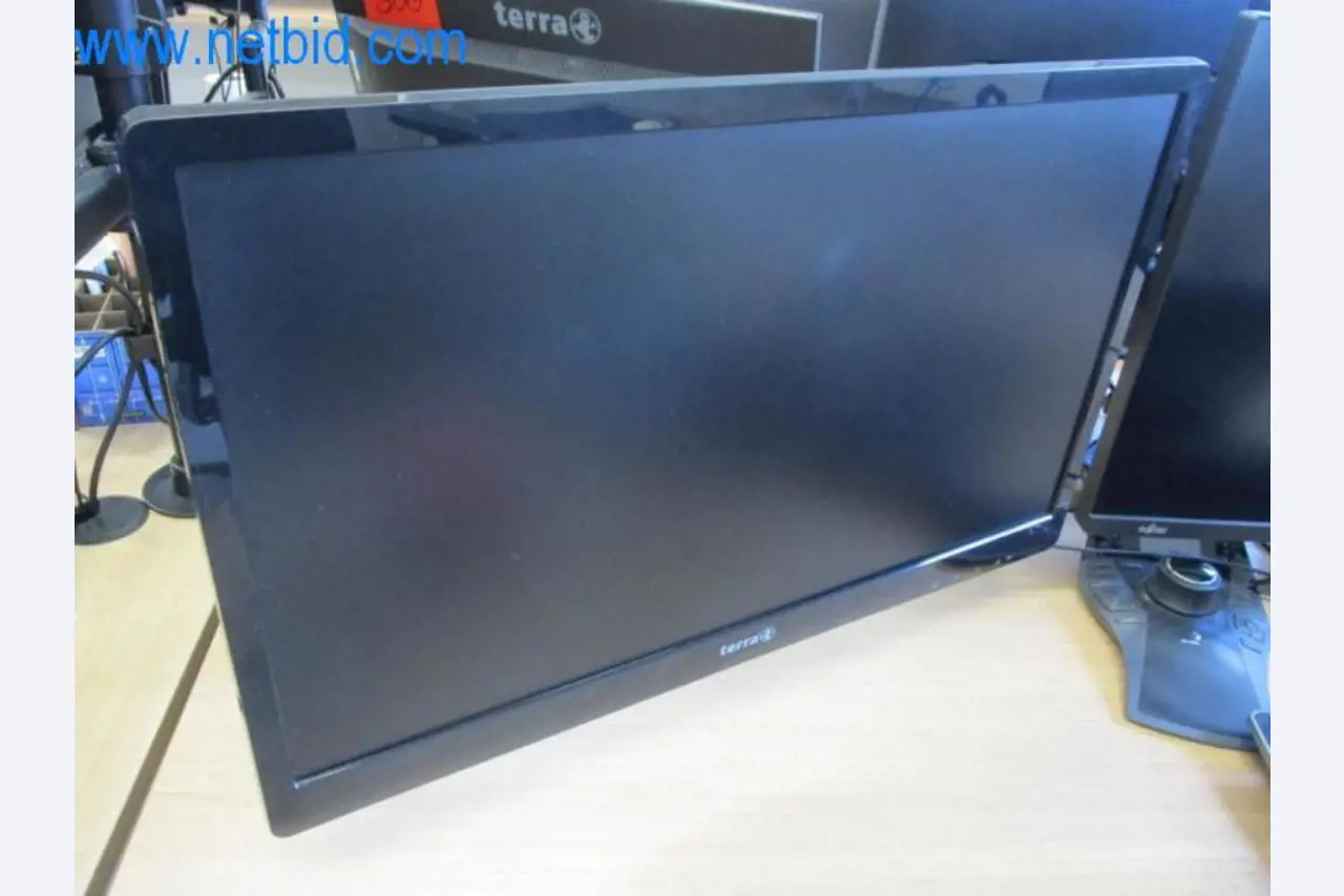 Maquinaria, parque móvil y equipos de explotación-1