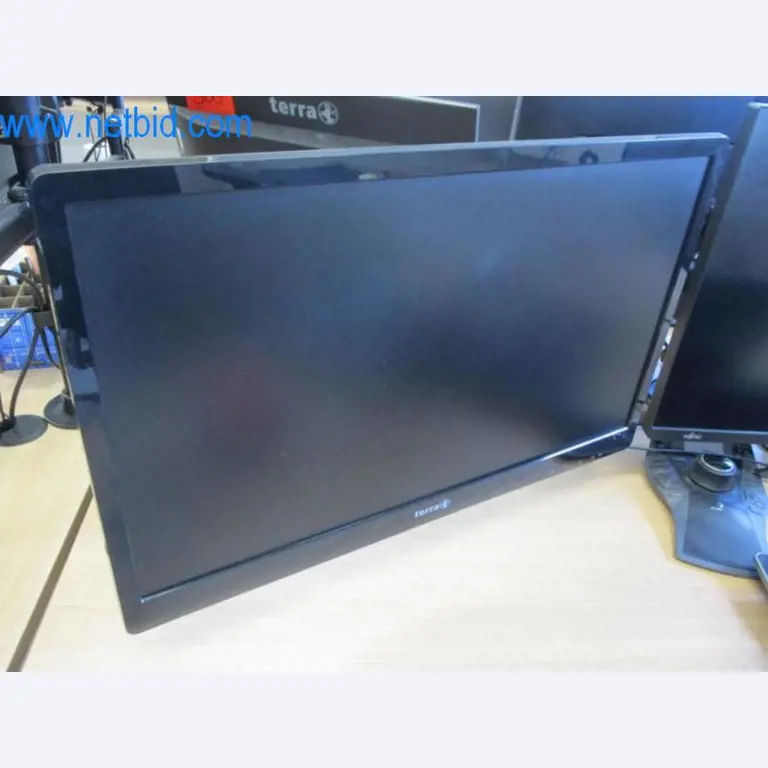 Maquinaria, parque móvil y equipos de explotación-1