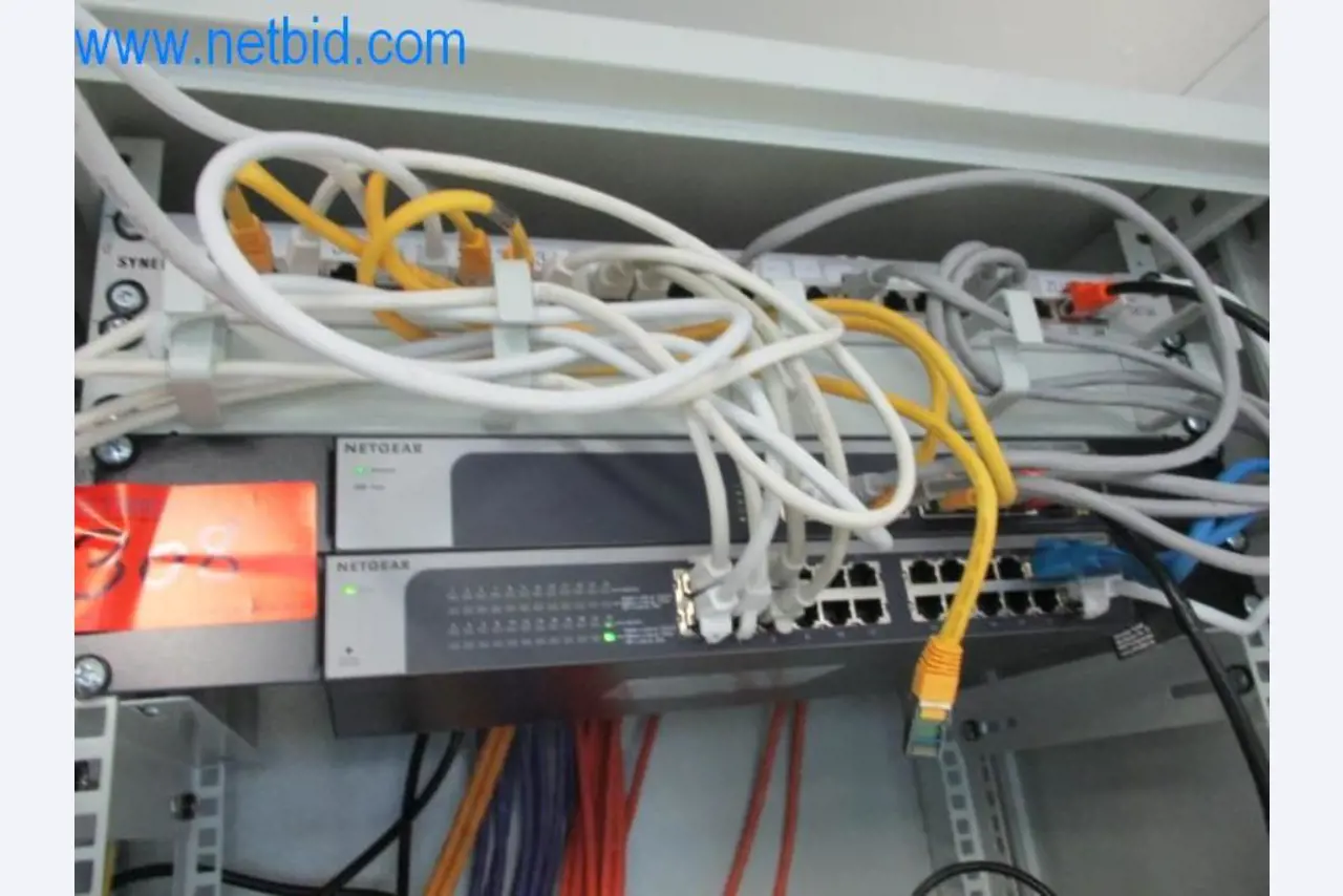 Stroje, vozový park a provozní zařízení-1