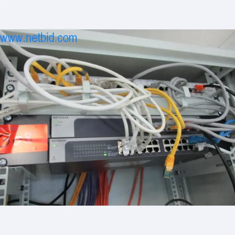 Stroje, vozový park a provozní zařízení-1