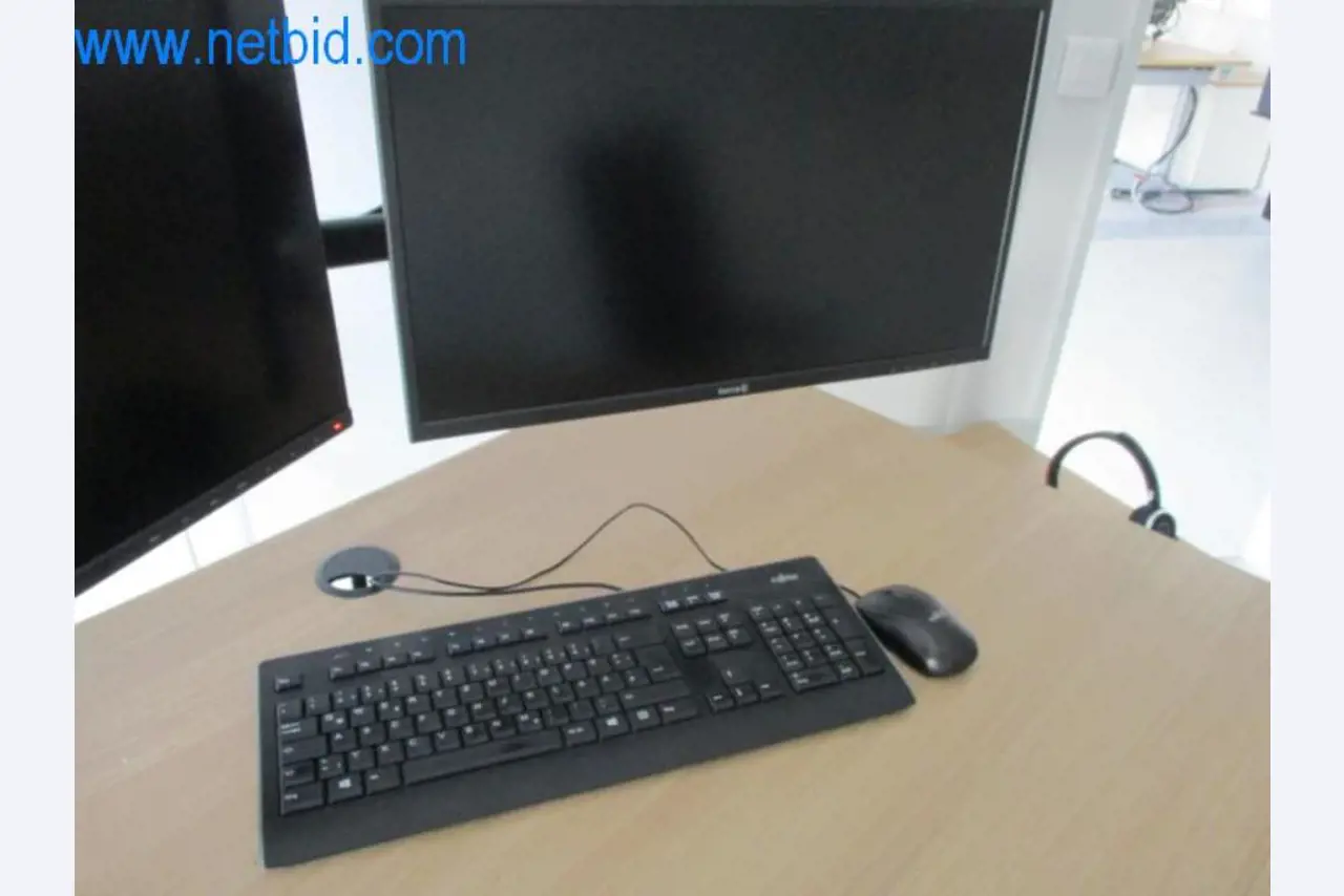 Maschinen, Fuhrpark und Betriebsausstattung-1