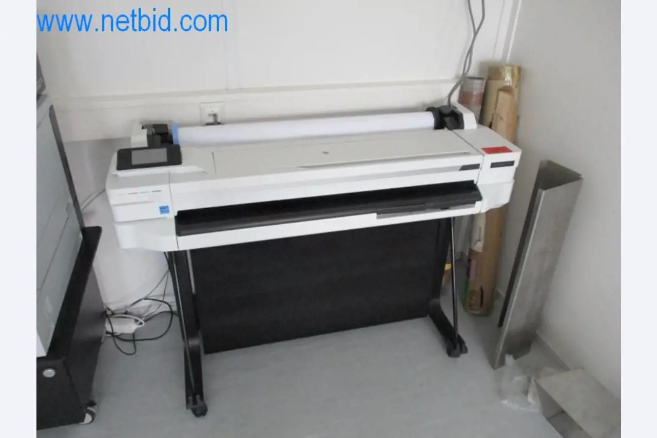 Máquinas, parque automóvel e equipamento operacional-1