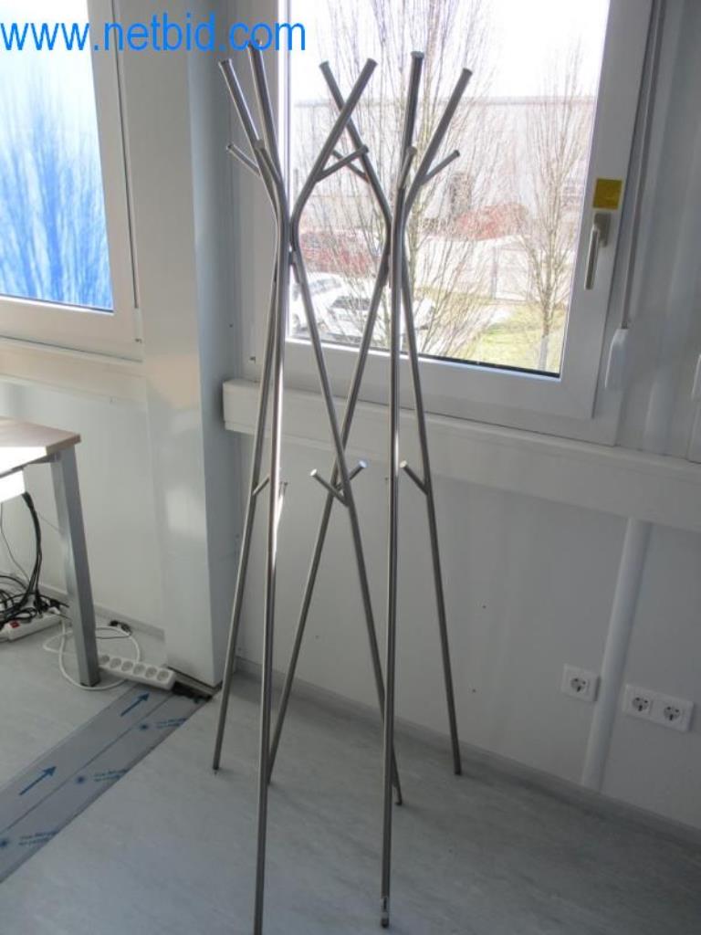 Maquinaria, parque móvil y equipos de explotación-1