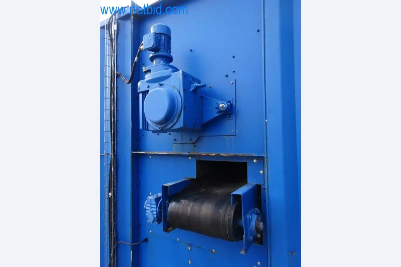 Stroje, vozový park a provozní zařízení-6