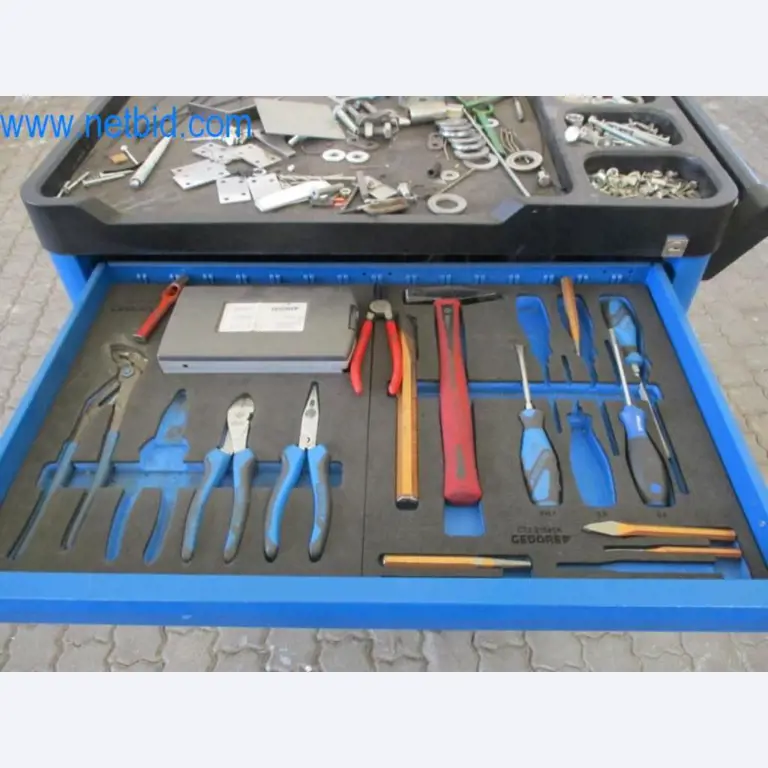 Maquinaria, parque móvil y equipos de explotación-4