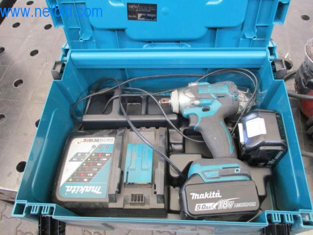 Stroje, vozový park a provozní zařízení-1