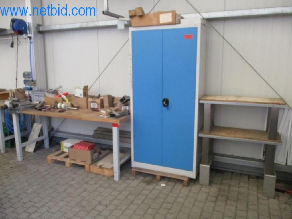 Stroje, vozový park a provozní zařízení-1