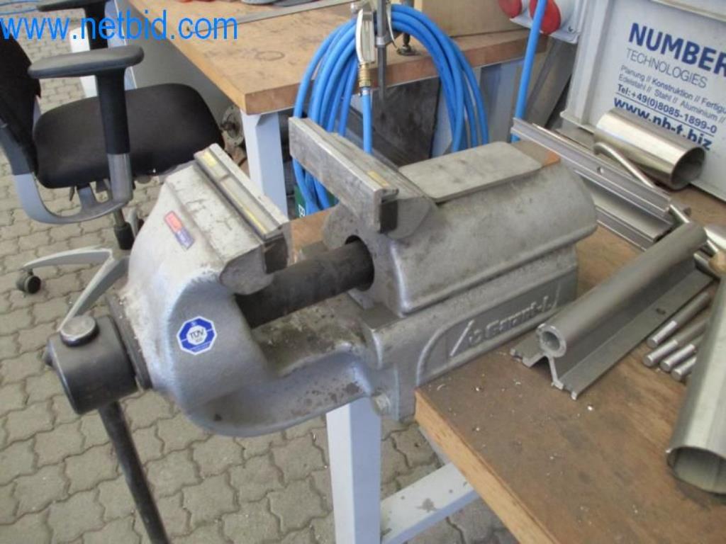 Stroje, vozový park a provozní zařízení-3