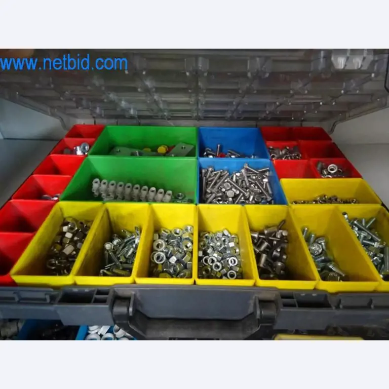 Stroje, vozový park a provozní zařízení-1