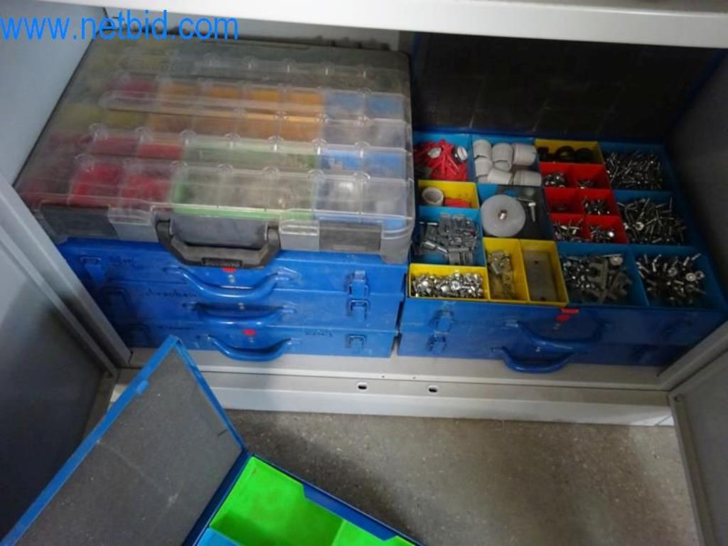 Stroje, vozový park a provozní zařízení-4