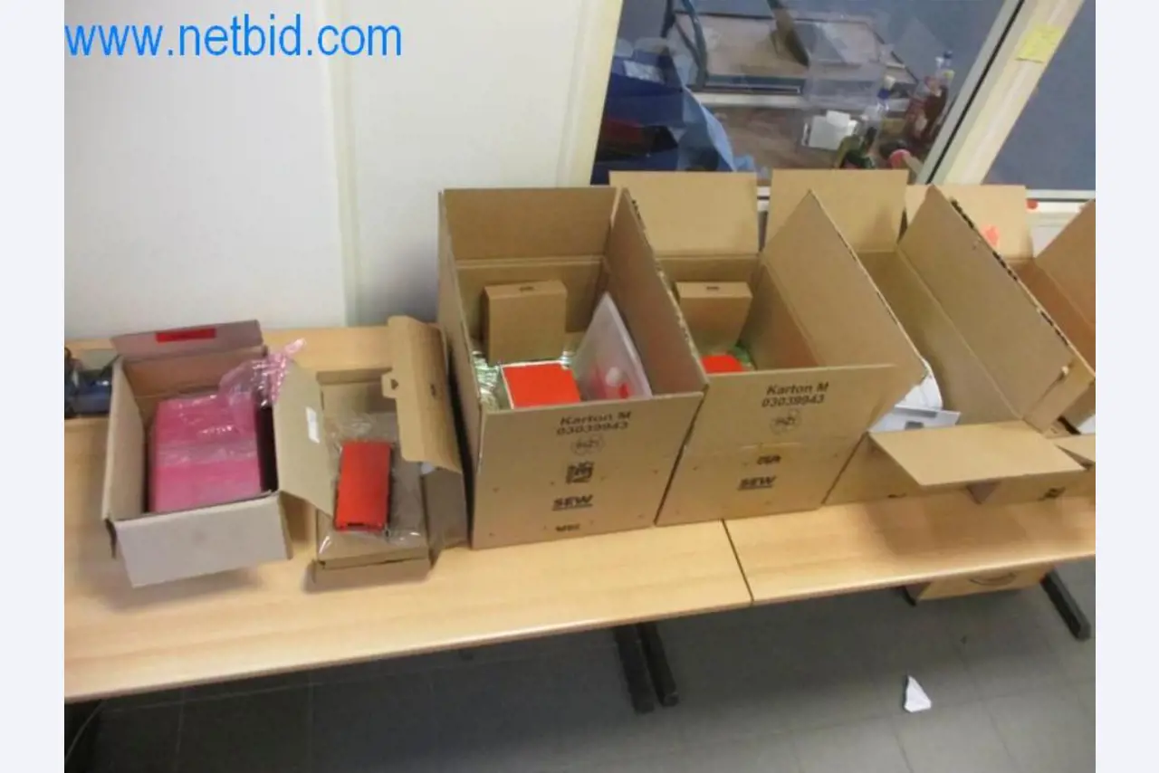 Máquinas, parque automóvel e equipamento operacional-1