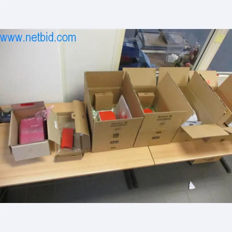 Máquinas, parque automóvel e equipamento operacional-1