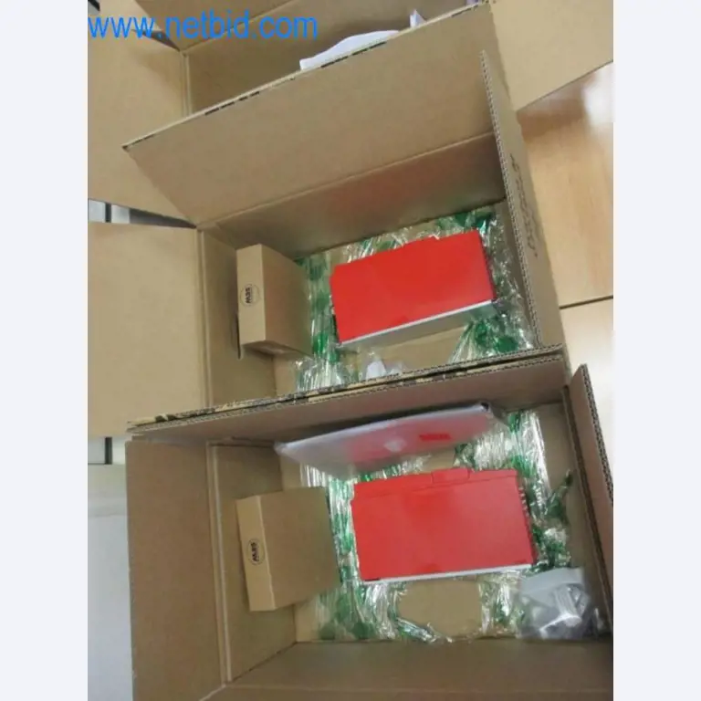 Máquinas, parque automóvel e equipamento operacional-4