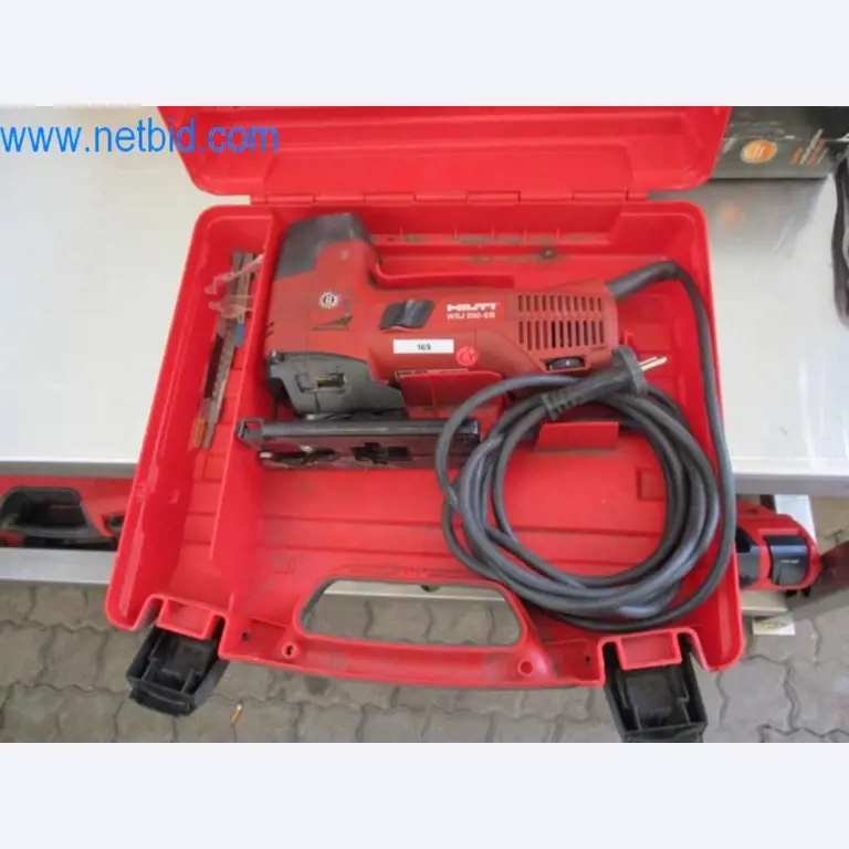 Maschinen, Fuhrpark und Betriebsausstattung-1