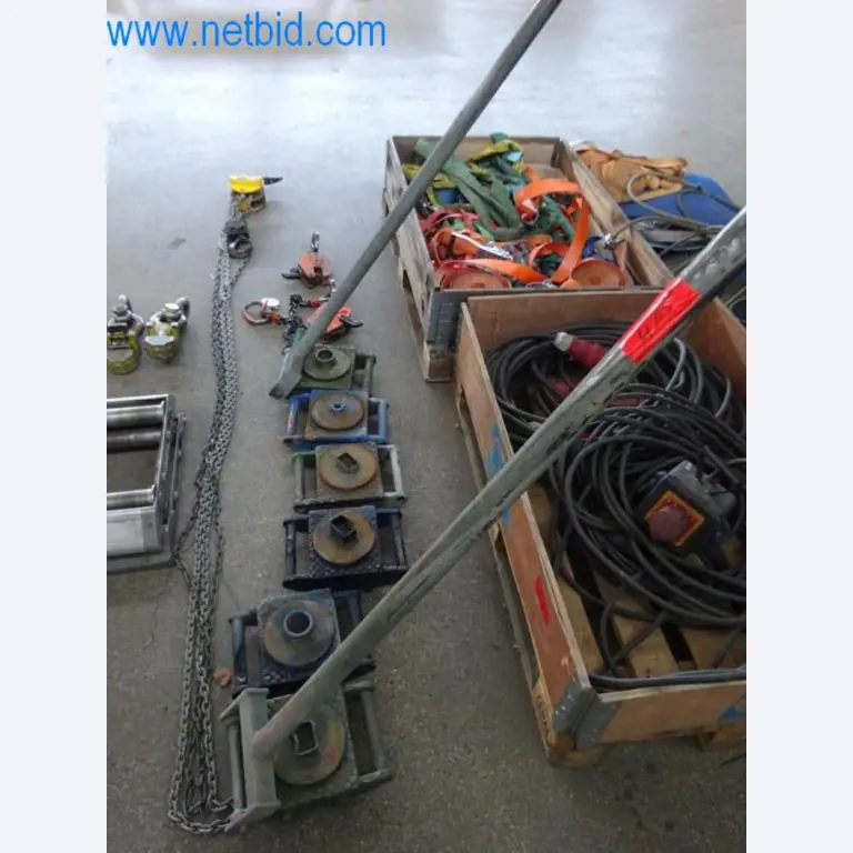 Maquinaria, parque móvil y equipos de explotación-1