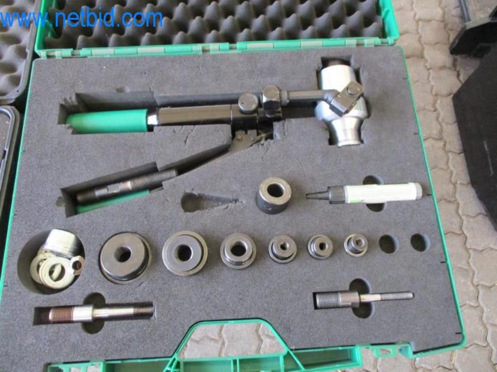 Maquinaria, parque móvil y equipos de explotación-1