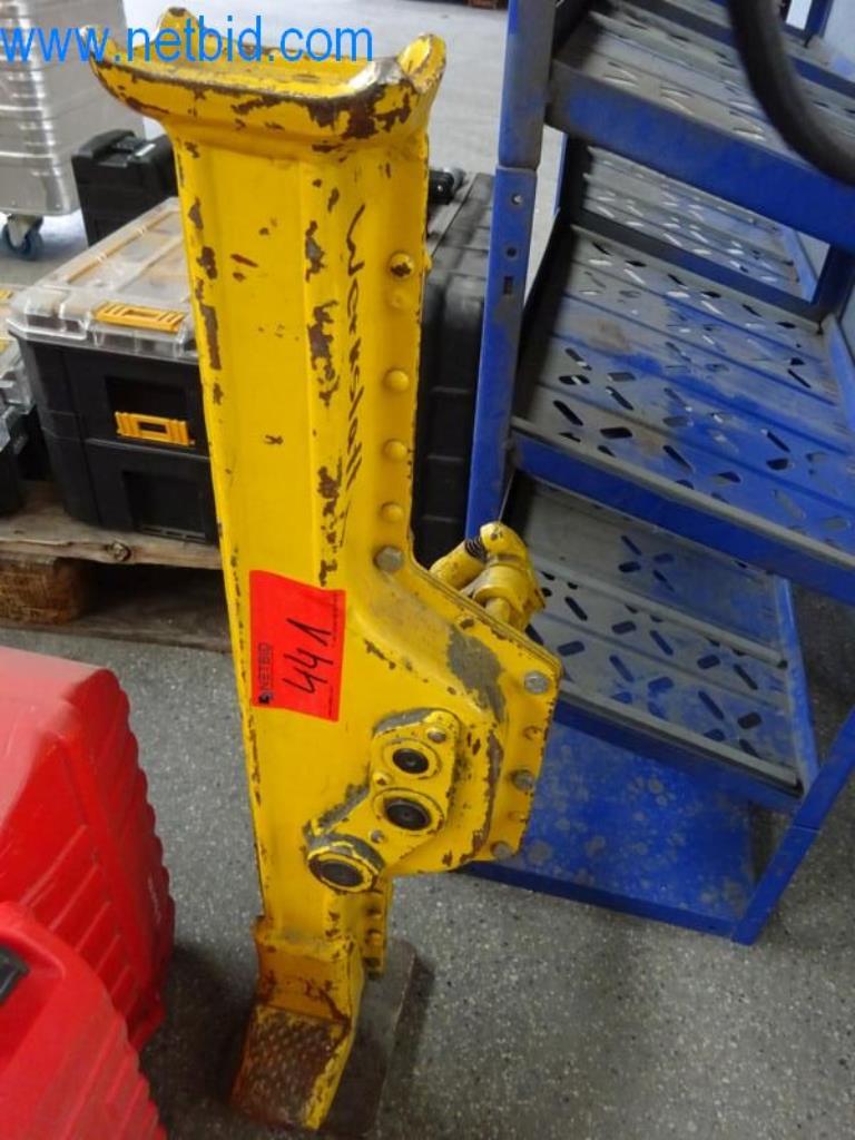 Stroje, vozový park a provozní zařízení-1