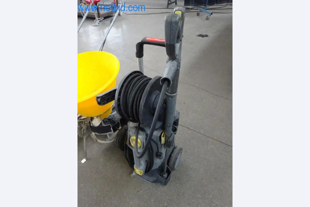 Maschinen, Fuhrpark und Betriebsausstattung-1