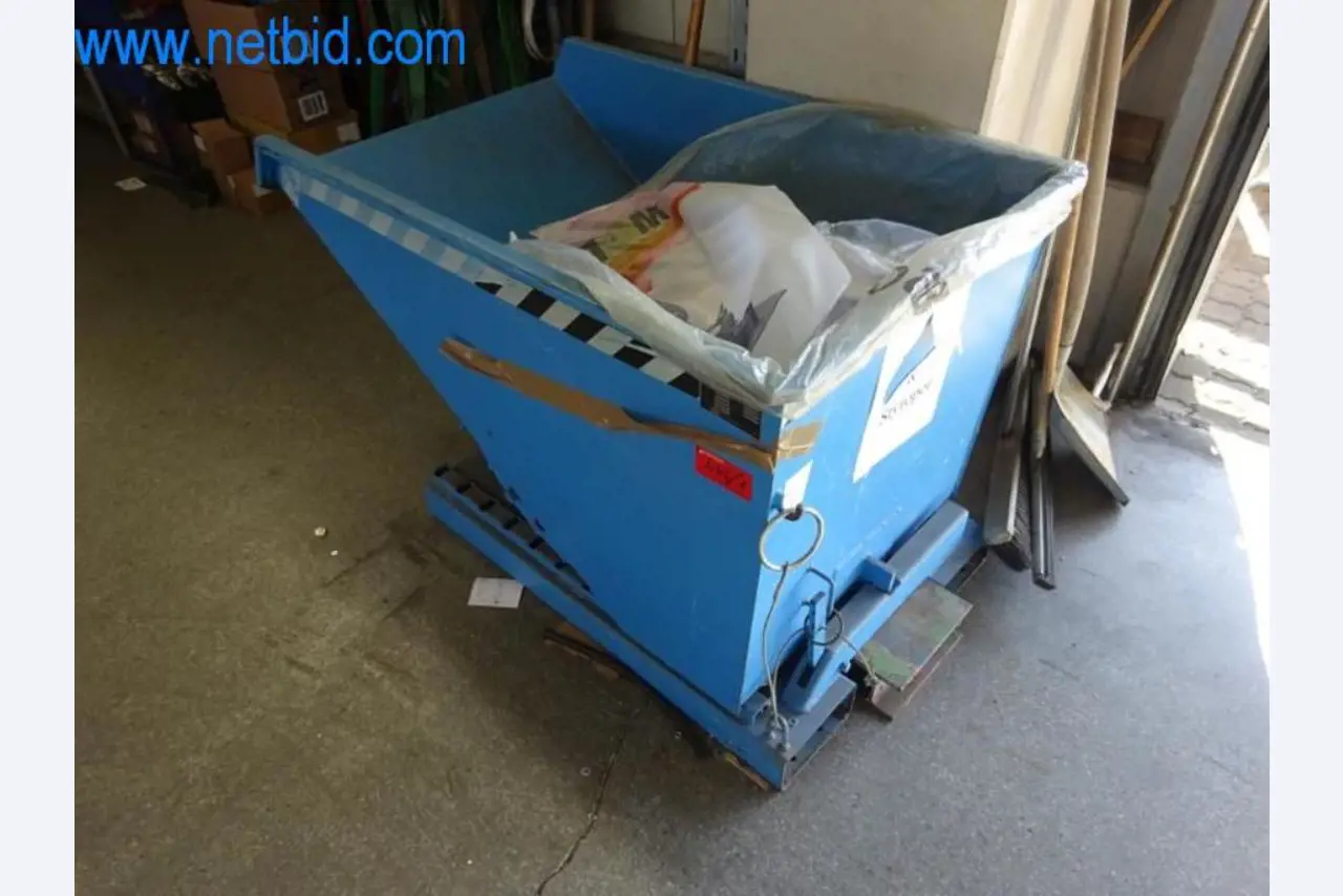 Stroje, vozový park a provozní zařízení-1