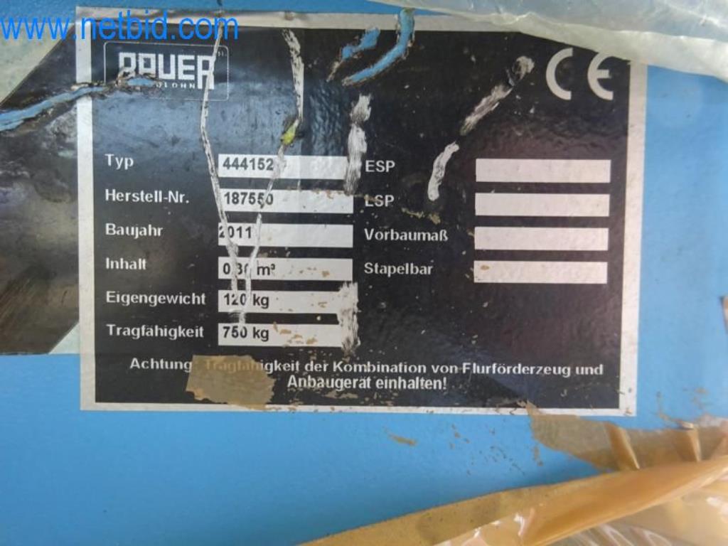 Stroje, vozový park a provozní zařízení-2