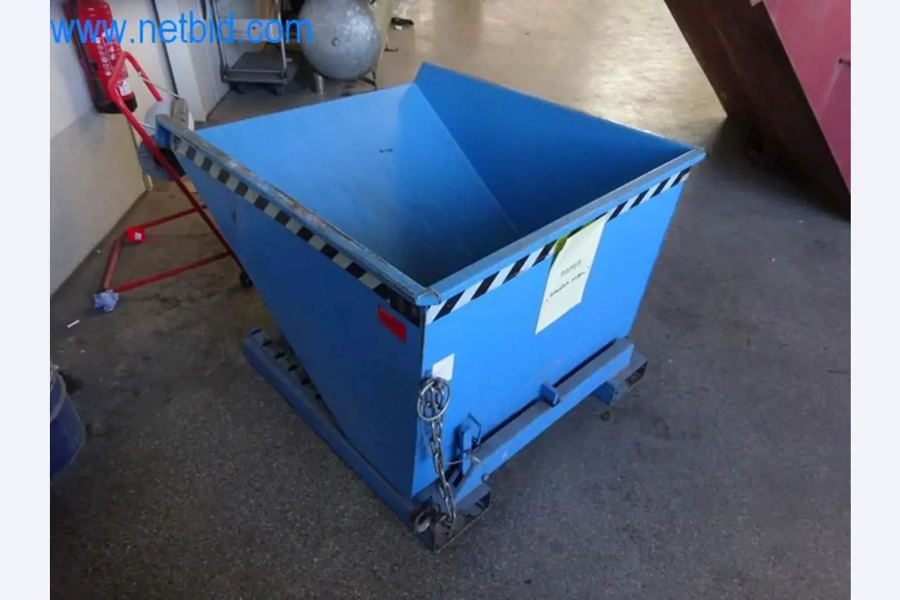 Stroje, vozový park a provozní zařízení-1