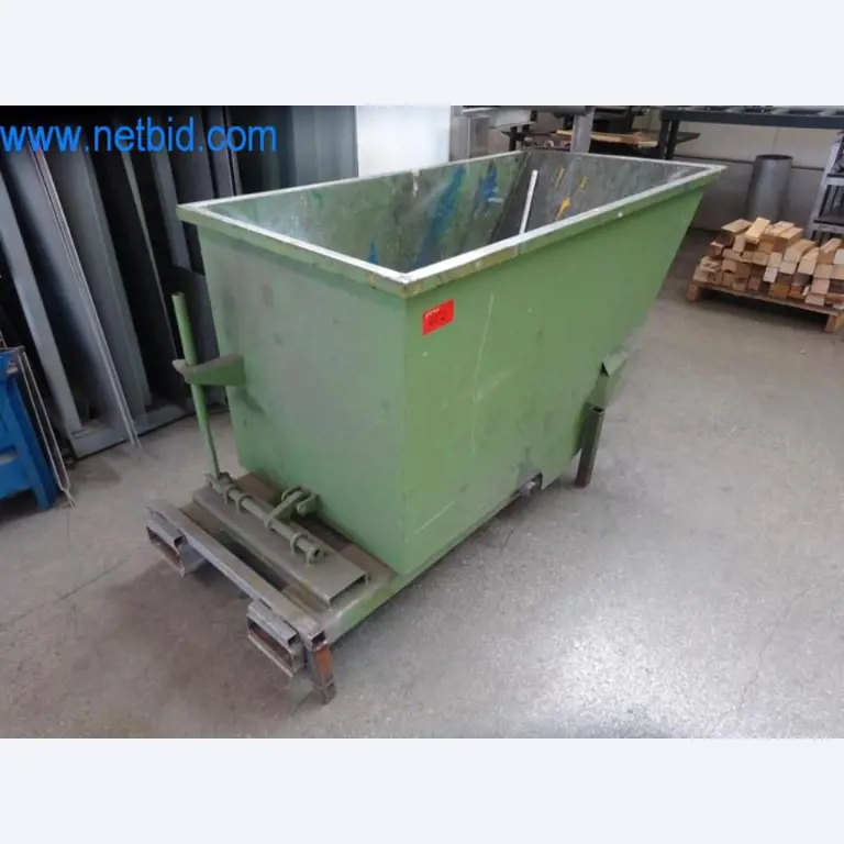 Maquinaria, parque móvil y equipos de explotación-1