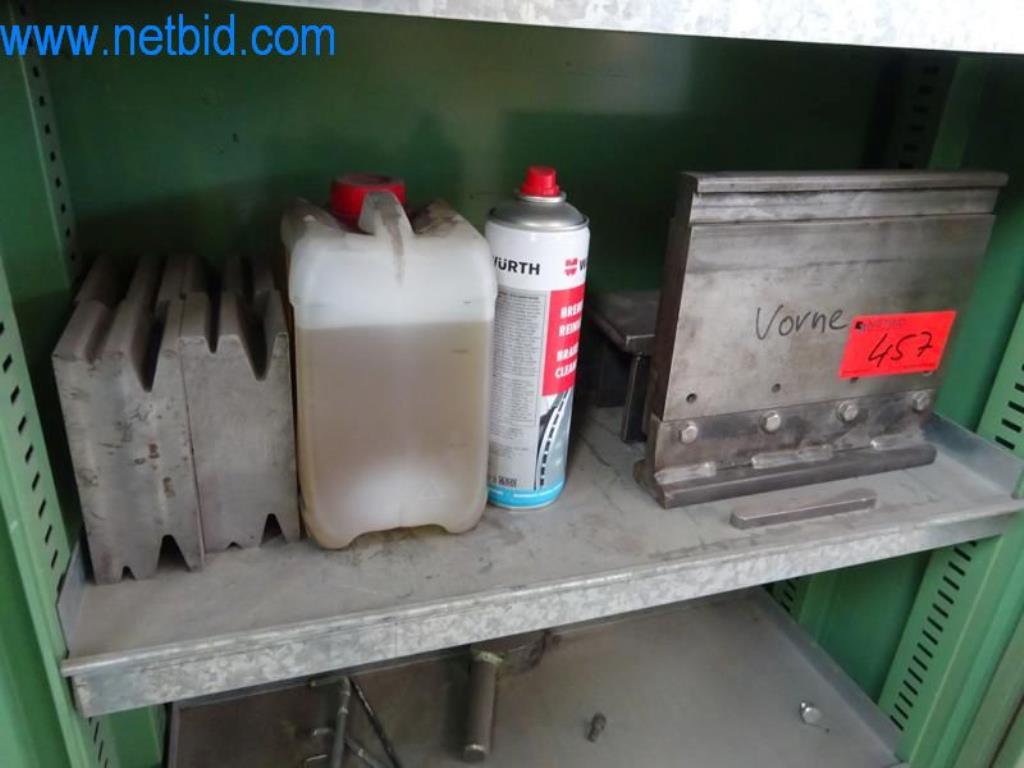 Stroje, vozový park a provozní zařízení-12