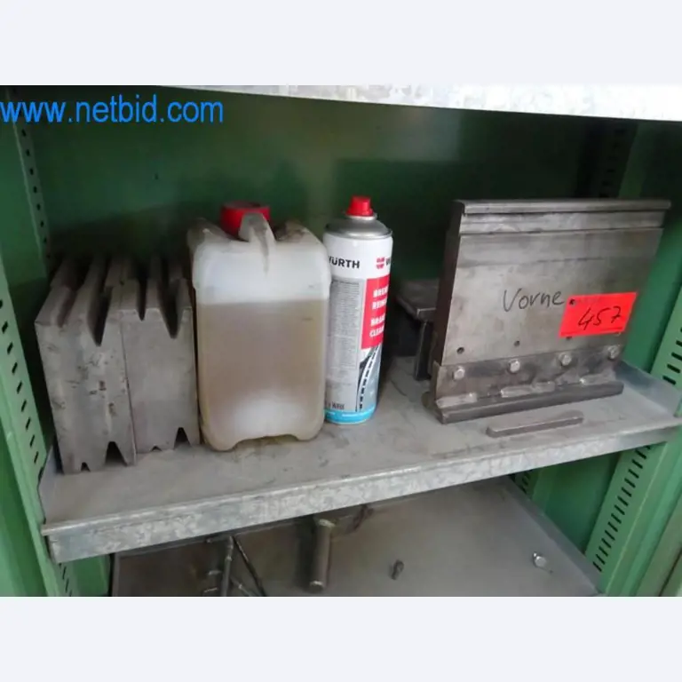 Stroje, vozový park a provozní zařízení-12