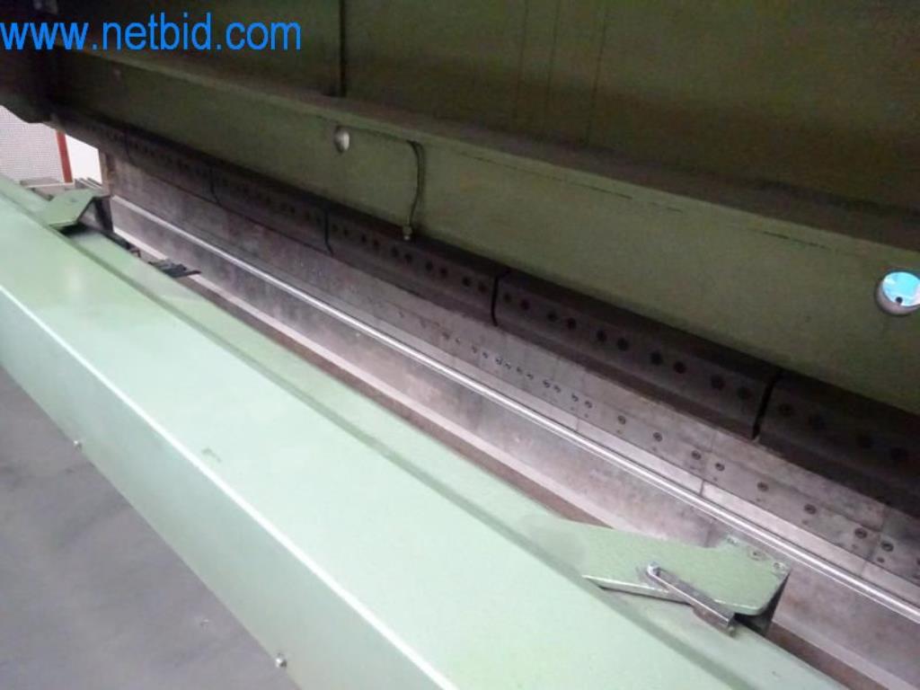 Stroje, vozový park a provozní zařízení-15