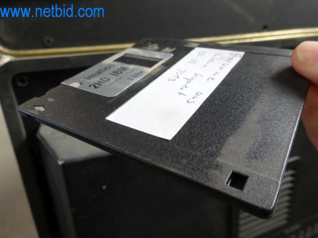 Stroje, vozový park a provozní zařízení-4