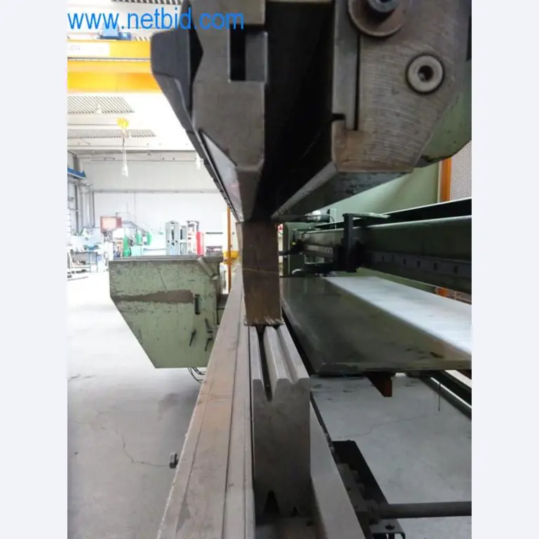 Stroje, vozový park a provozní zařízení-5