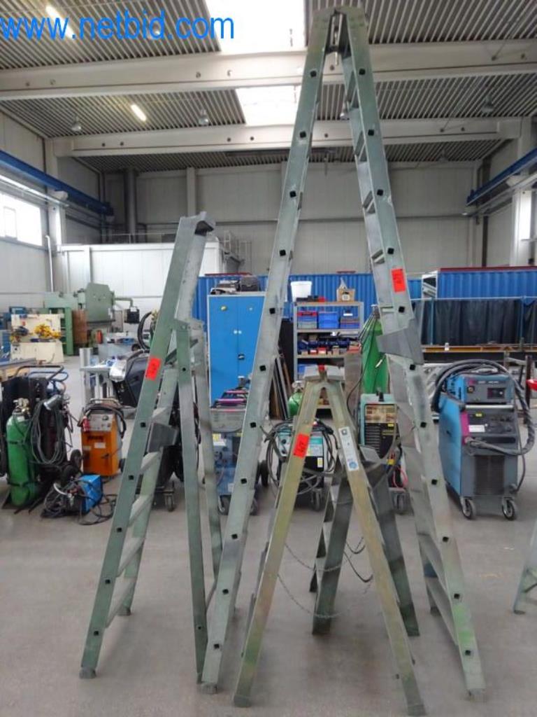 Maquinaria, parque móvil y equipos de explotación-1