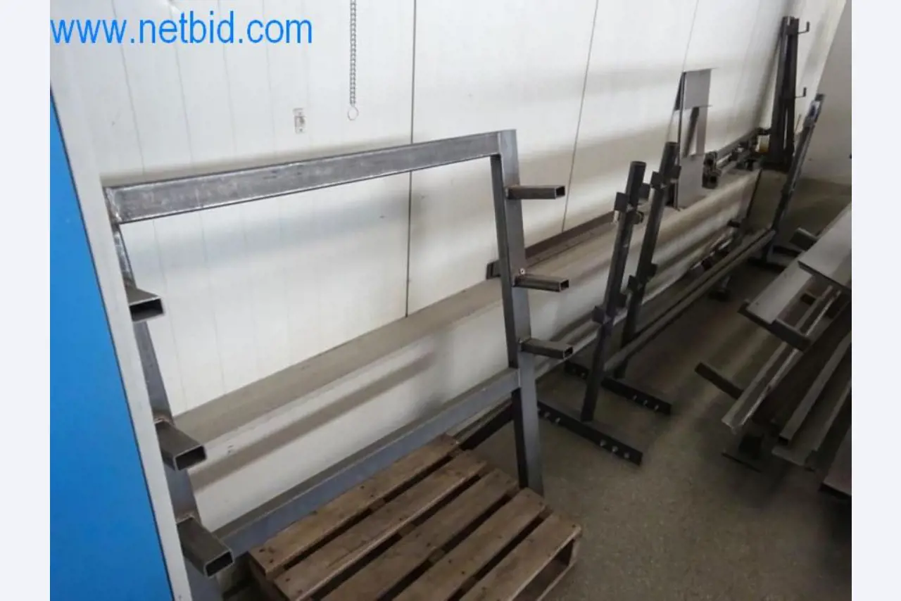 Stroje, vozový park a provozní zařízení-3