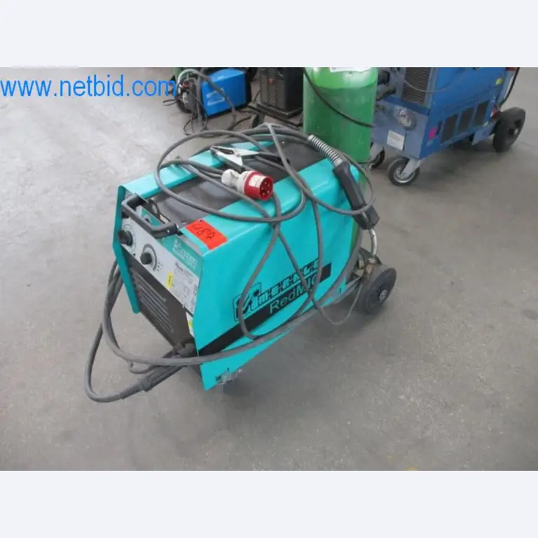 Stroje, vozový park a provozní zařízení-1