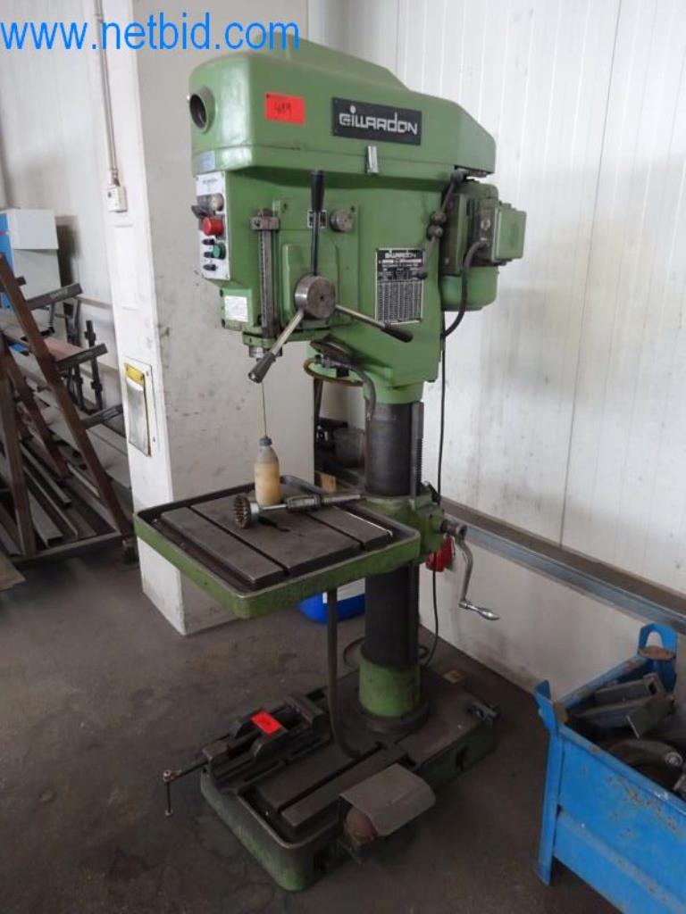 Stroje, vozový park a provozní zařízení-1