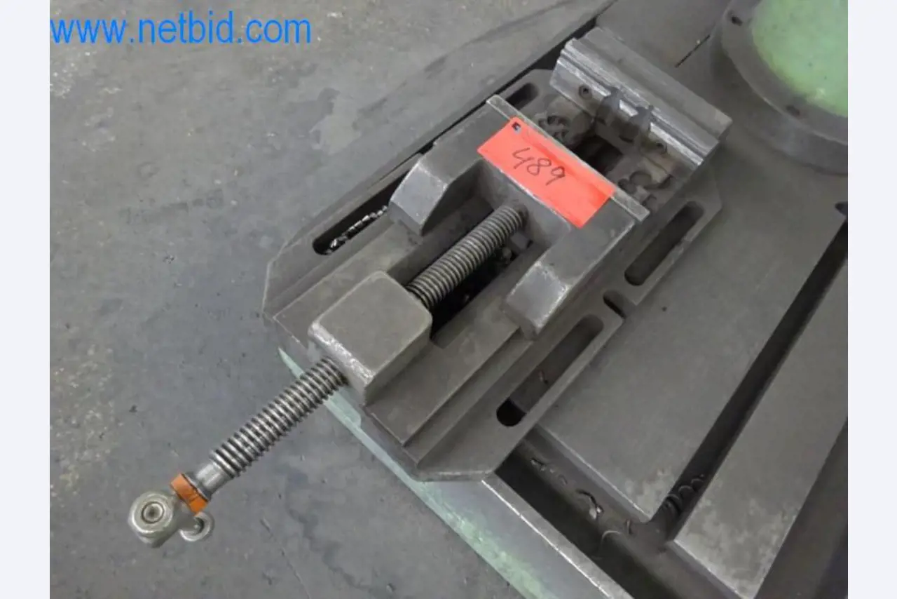 Maschinen, Fuhrpark und Betriebsausstattung-3