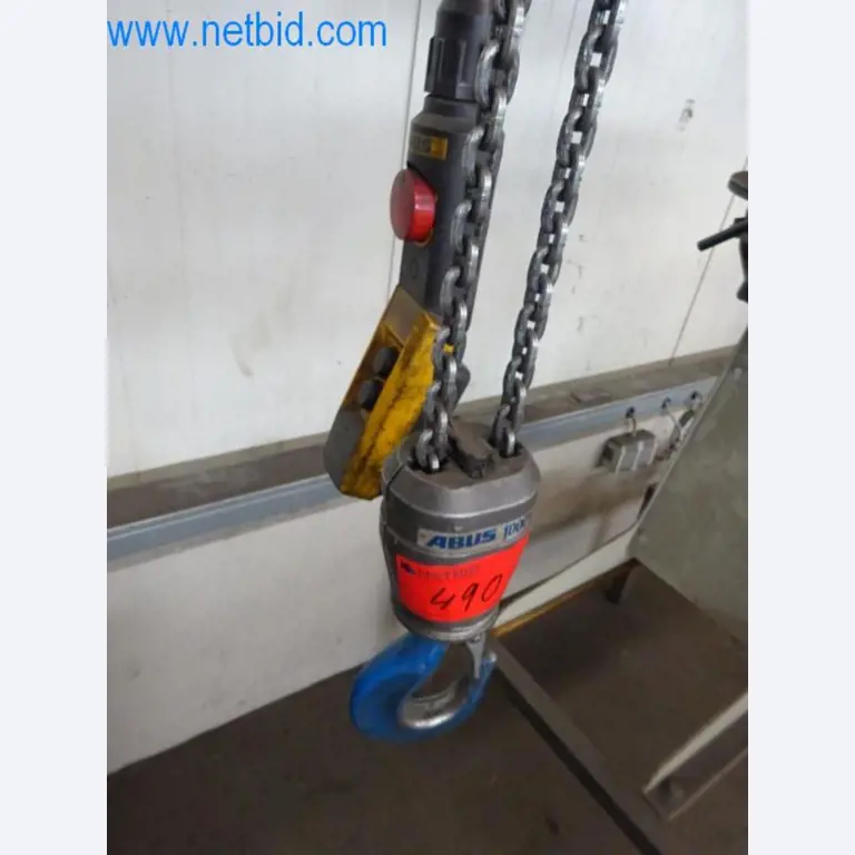 Stroje, vozový park a provozní zařízení-2