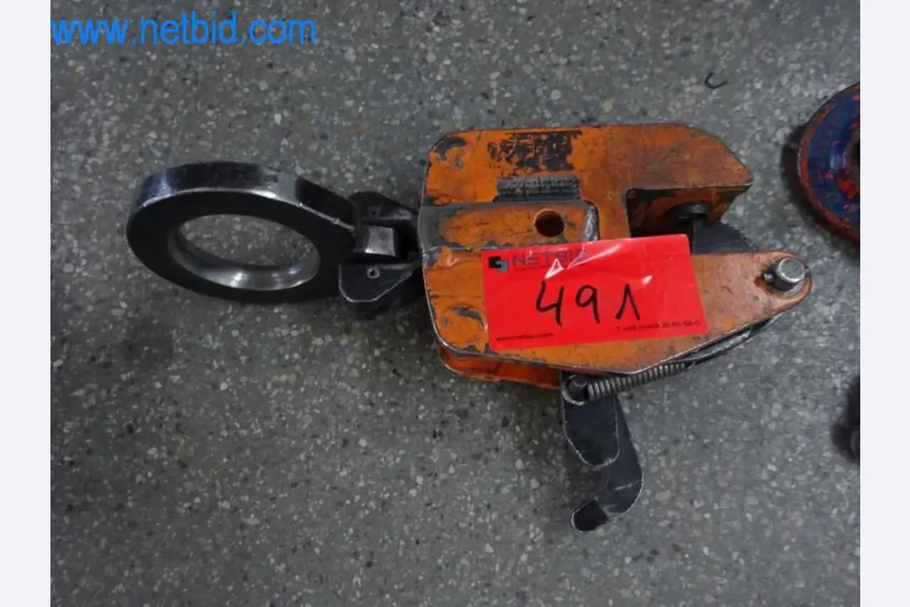 Stroje, vozový park a provozní zařízení-1