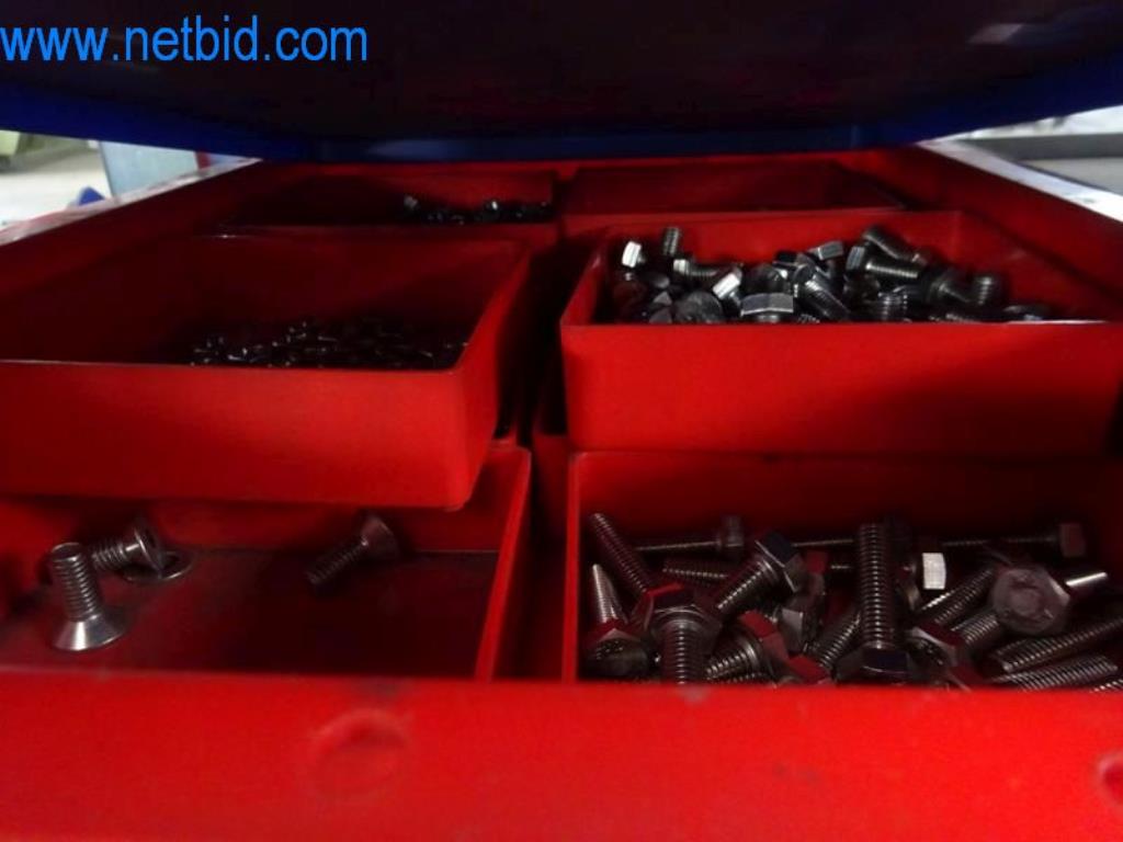 Maschinen, Fuhrpark und Betriebsausstattung-10