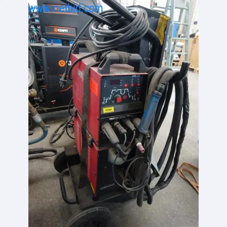 Stroje, vozový park a provozní zařízení-1