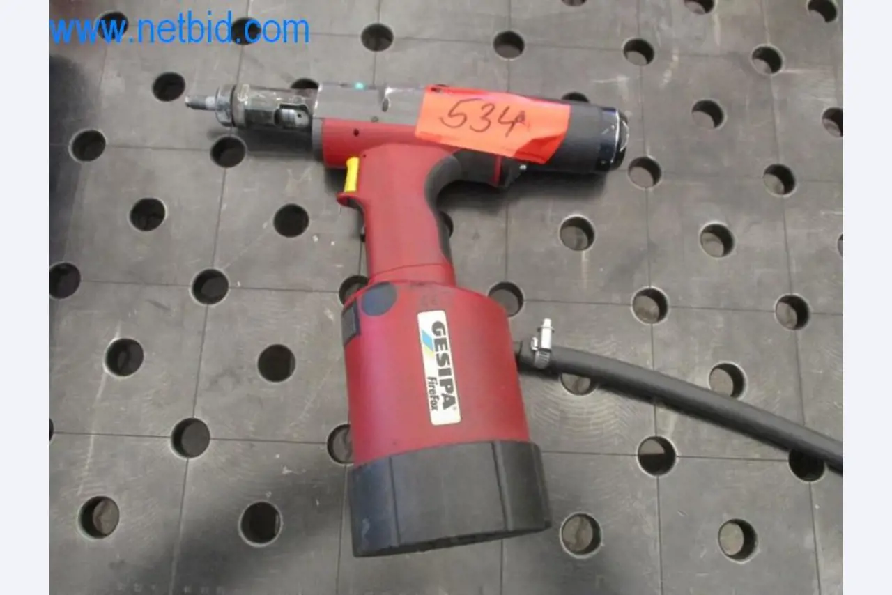 Maszyny, flota pojazdów i sprzęt operacyjny-1