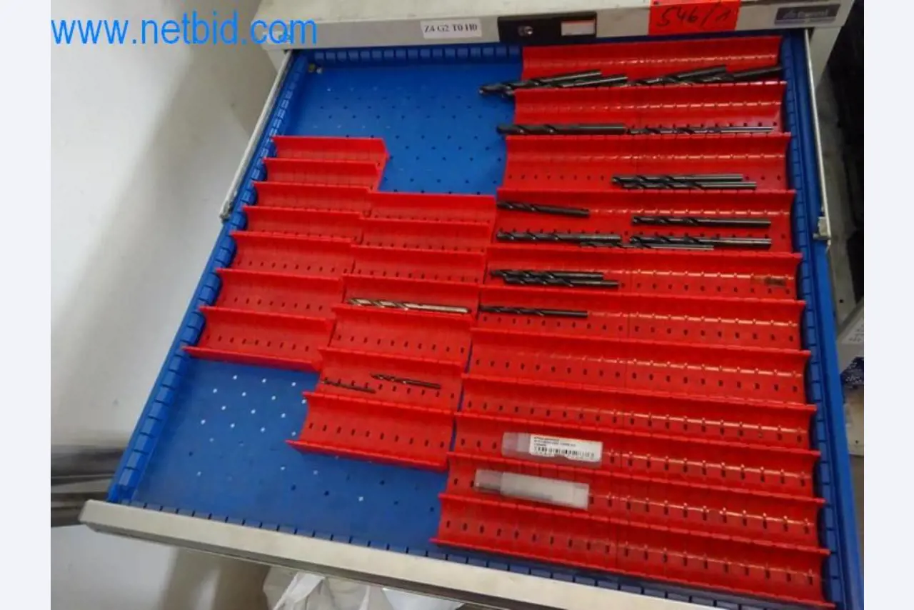 Maquinaria, parque móvil y equipos de explotación-2