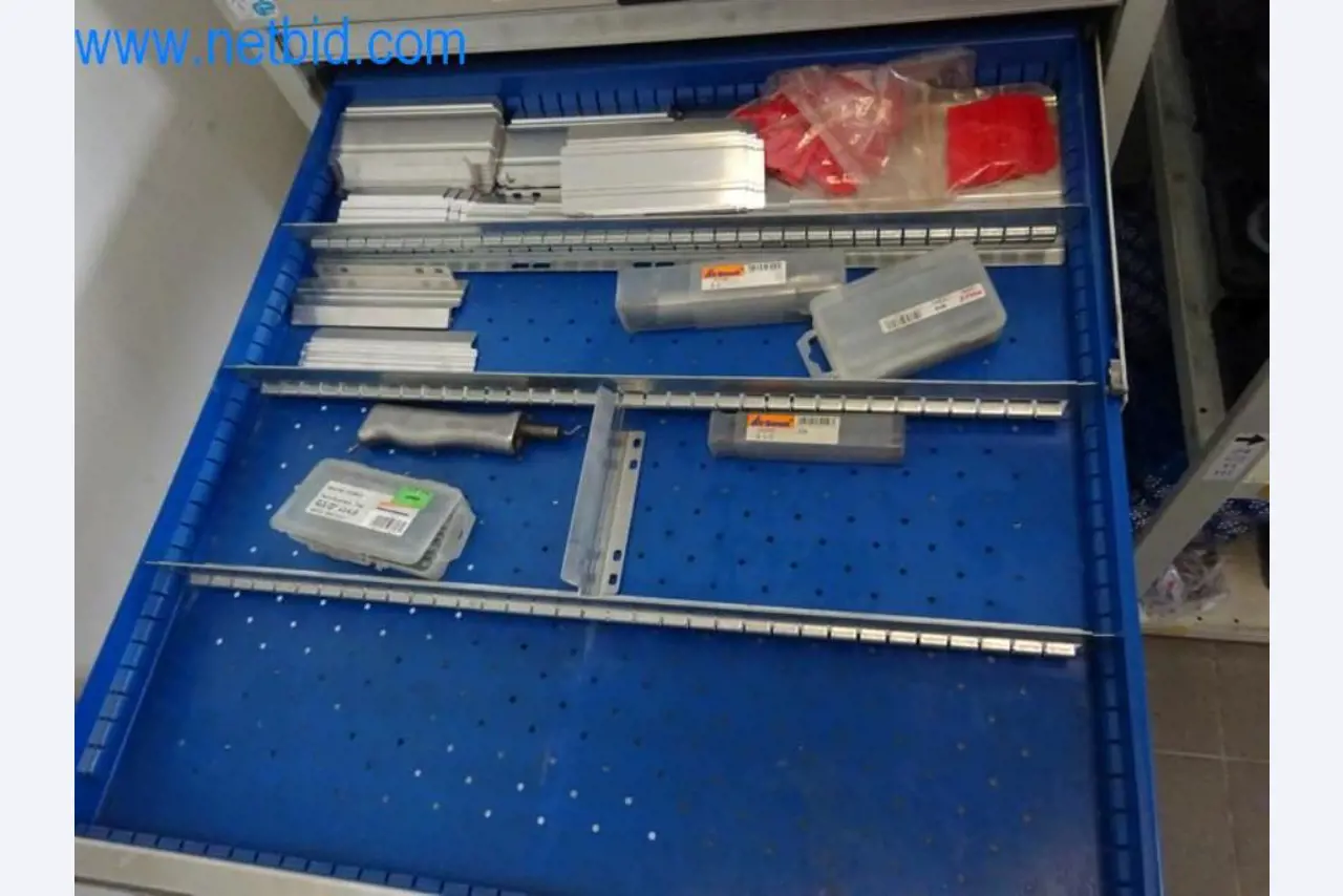 Maquinaria, parque móvil y equipos de explotación-3